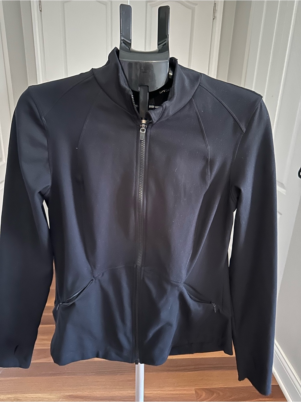 Women Black Full-Zip Performance Jacket